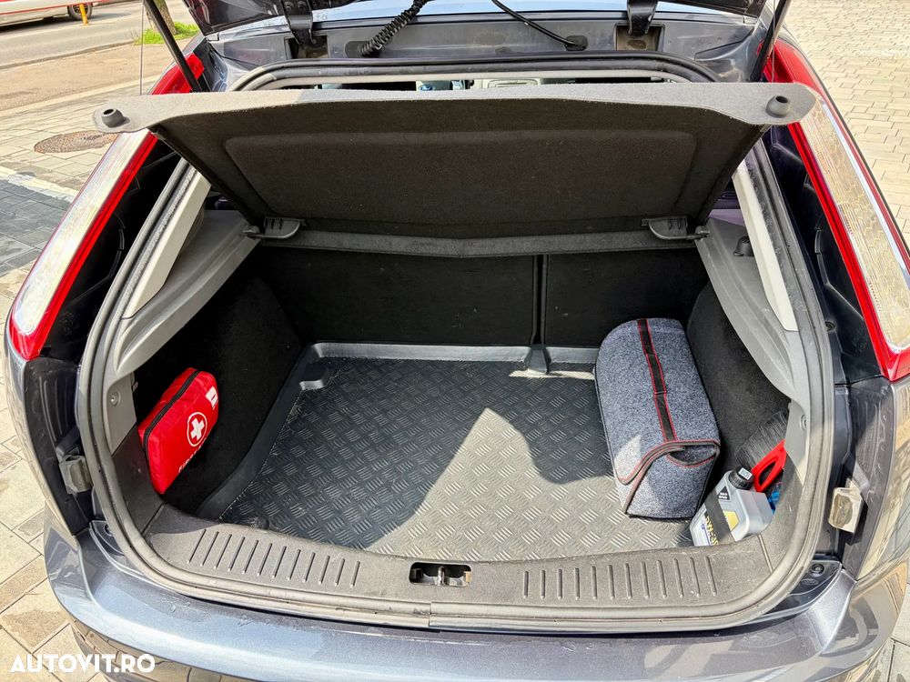 Ford Focus 1.6 TDCI DPF Anniversary - 21