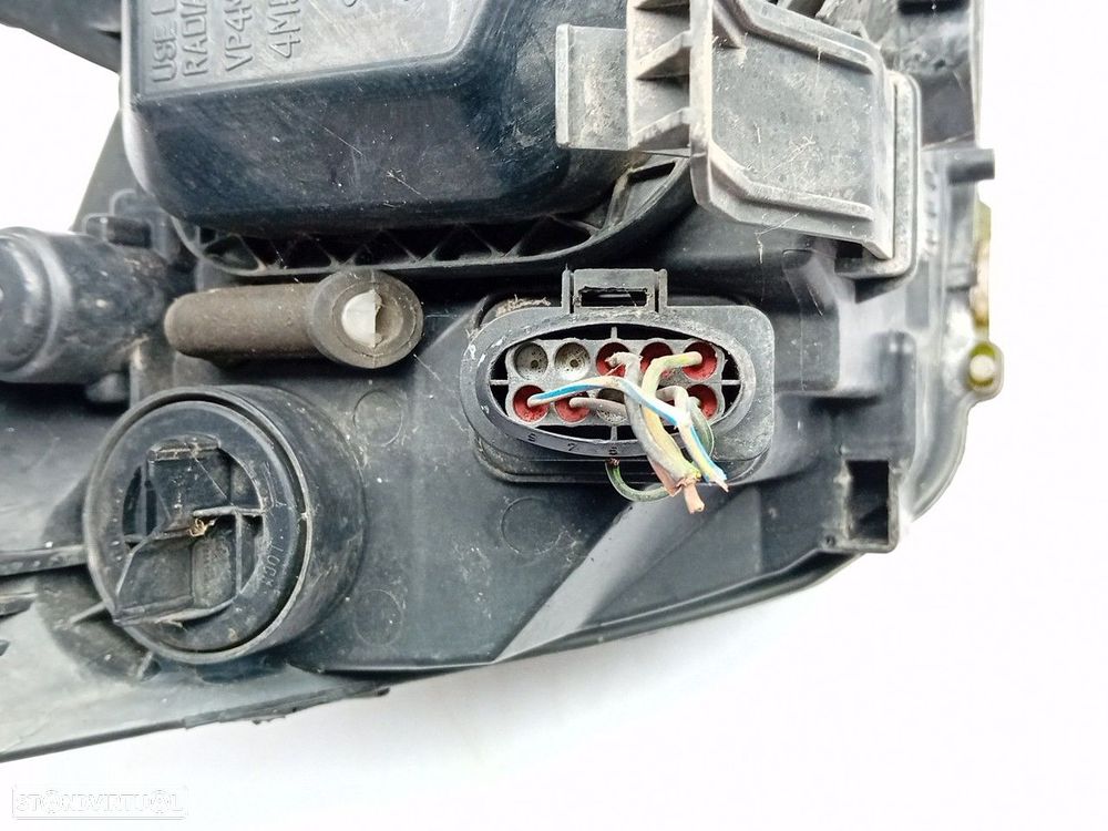 Ótica / farol esquerda FORD Focus II (DA_) - 4