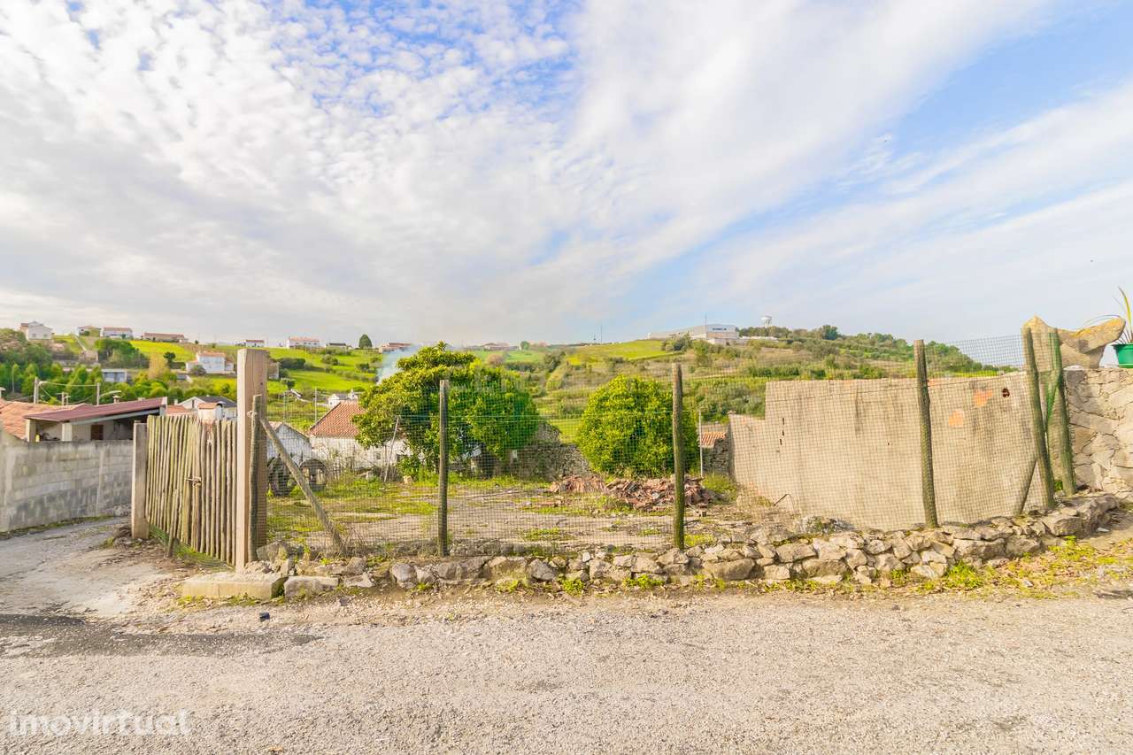 Ruína para Venda no Carvalhal de Ajubarrota - Grande imagem: 3/18