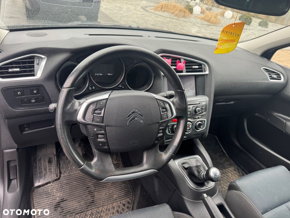 Citroën C4 e-HDi 110 Stop/Start System Exclusive - 11