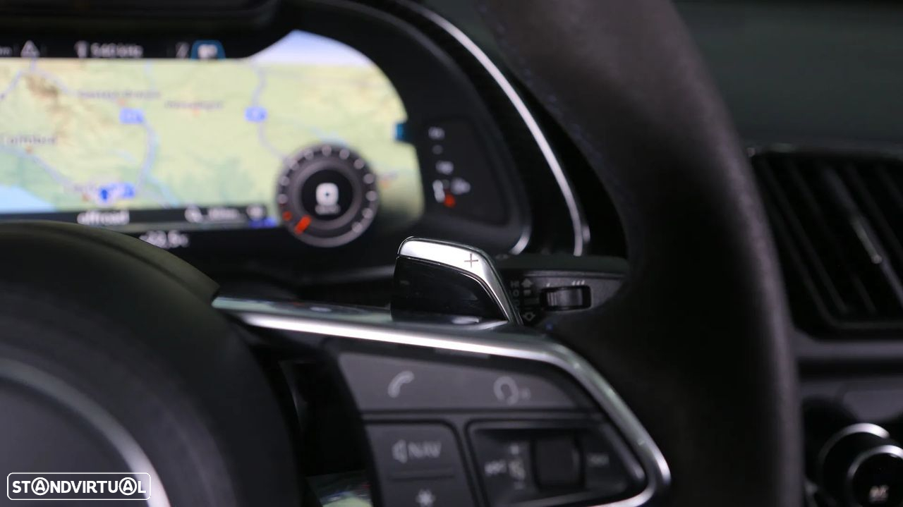 Audi R8 Spyder 5.2 FSi V10 S tronic Plus - 26