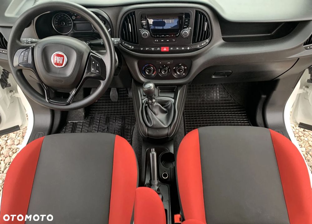 Fiat DOBLO MAXI SX DYNAMIC+ KOMBI VAN MINIBUS WZMOCNIONY 5cio osobowy N1 Homologacja cięż. HAK wpinany, Bagażnik dachowy, Alarm, Parktroniki, Halogeny, Podgrzewane fotele, Koła 16' MOCNY SILNIK 1.6 MultiJet, Emisja spalin Euro6, Skrzynia biegów 6cio stopniowa! - 3