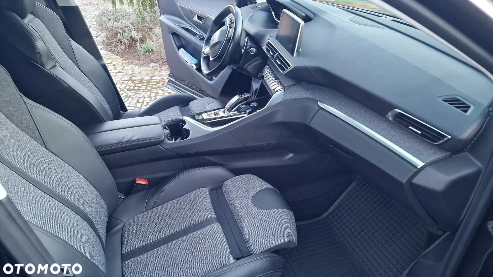 Peugeot 3008 1.5 BlueHDi Allure S&S EAT8 - 9