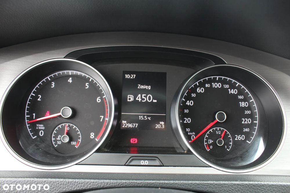 Volkswagen Golf 1.4 TSI BMT Comfortline - 27