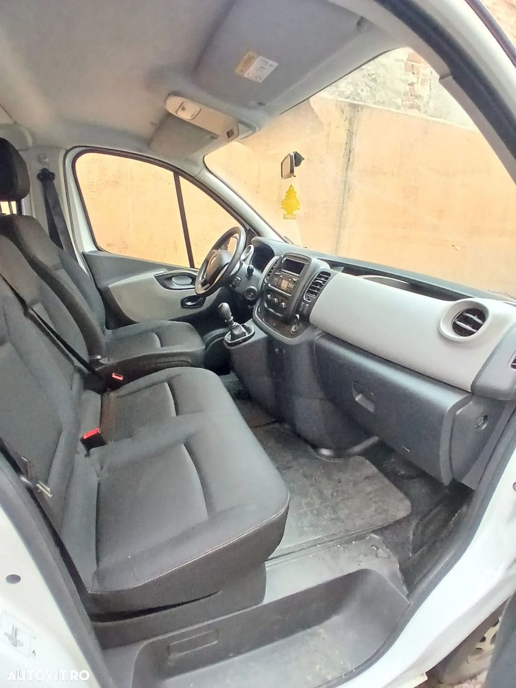 Renault Trafic Combi L2H1 1.6 dCi 95 8+1 Authentique - 2