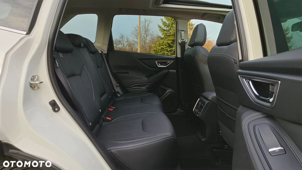 Subaru Forester 2.0i-L Platinum (EyeSight) Lineartronic - 37