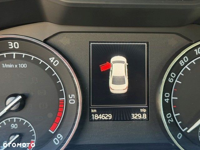 Skoda Superb 2.0 TDI Style DSG - 10