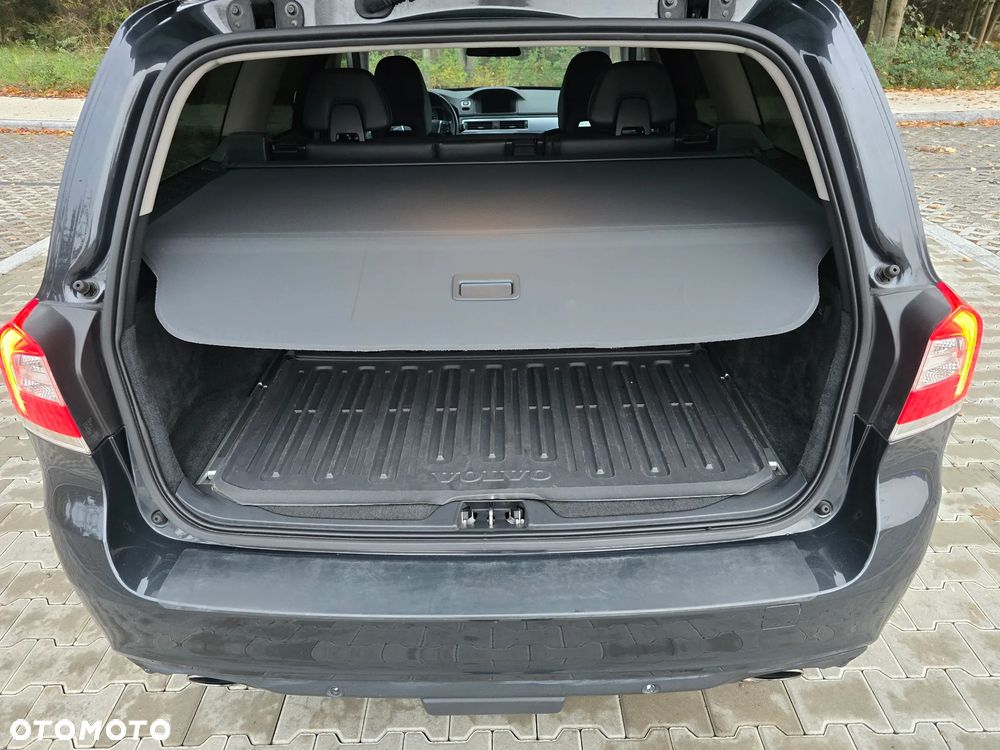 Volvo V70 D4 Drive-E Momentum - 25