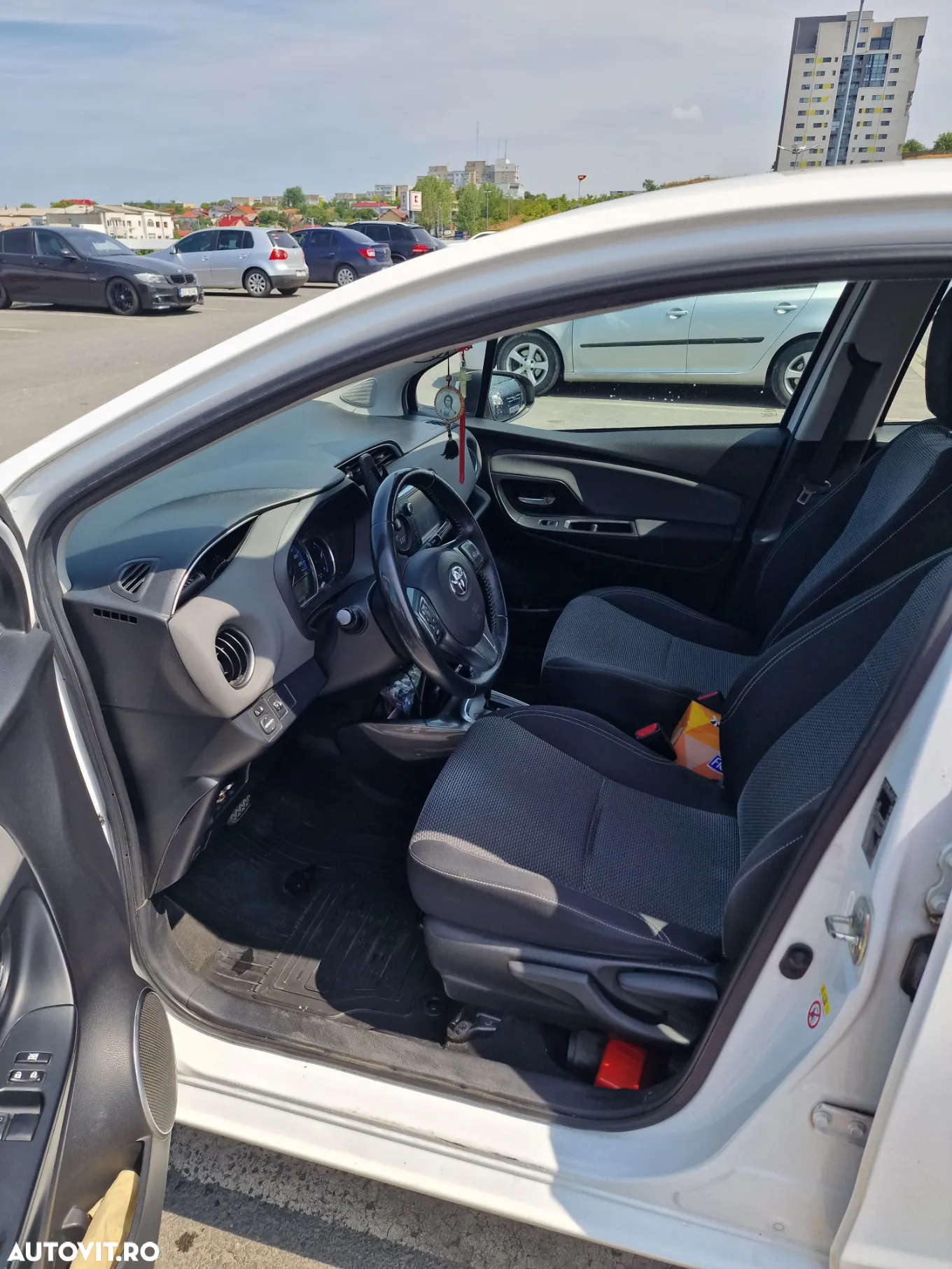 Toyota Yaris 1.5 VVT-i HSD Terra - 18