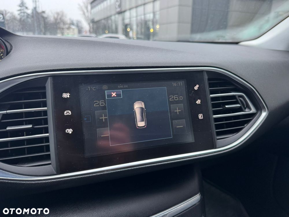 Peugeot 308 PureTech 130 Stop & Start Style - 11