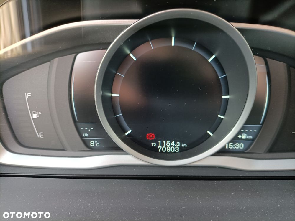 Volvo V70 D2 Black Edition - 7