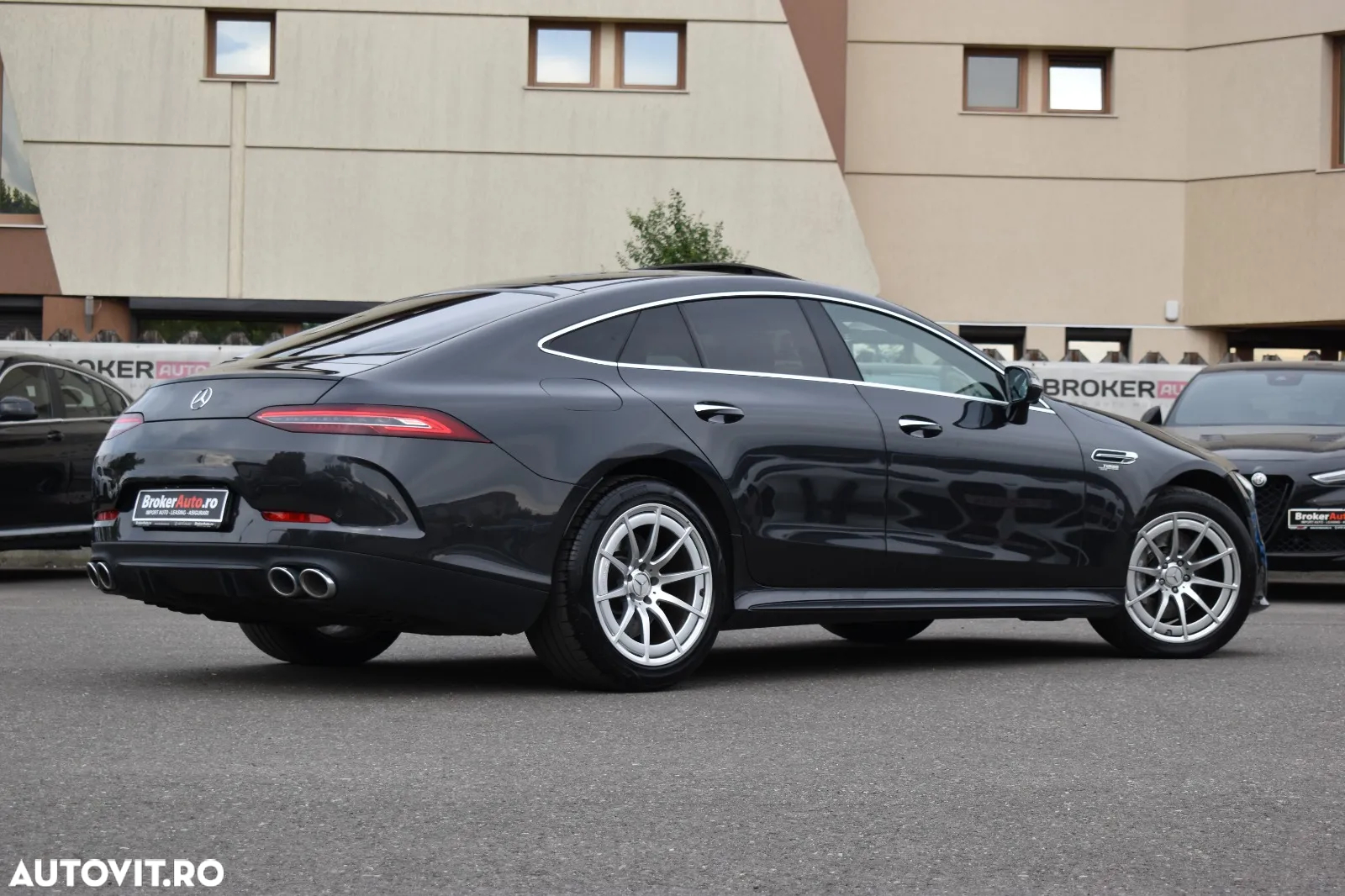 Mercedes-Benz AMG - 4