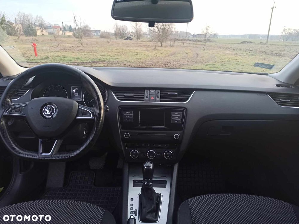 Skoda Octavia 1.6 TDI Ambition DSG - 6
