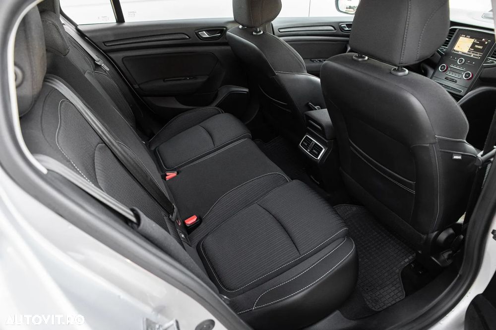 Renault Megane Blue dCi 116 Intens - 19