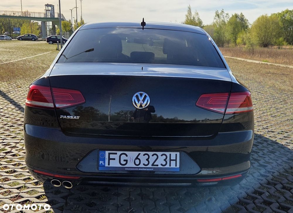 Volkswagen Passat - 3