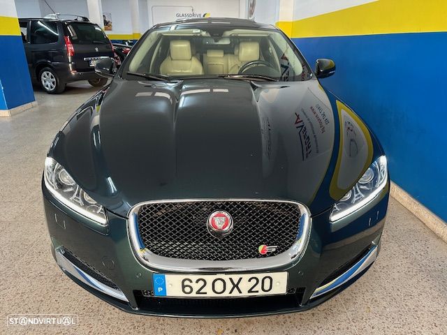 Jaguar XF 3.0 D V6 S Portfolio - 4