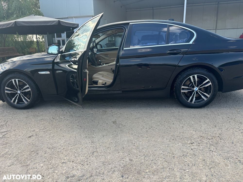 BMW Seria 5 520d - 7