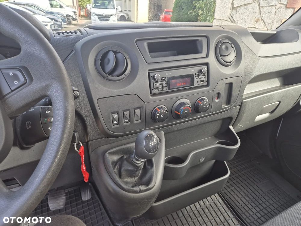 Renault Master - 11