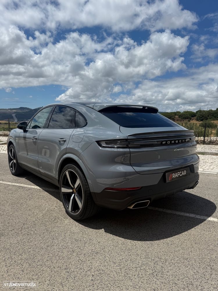 Porsche Cayenne Coupé E-Hybrid - 6