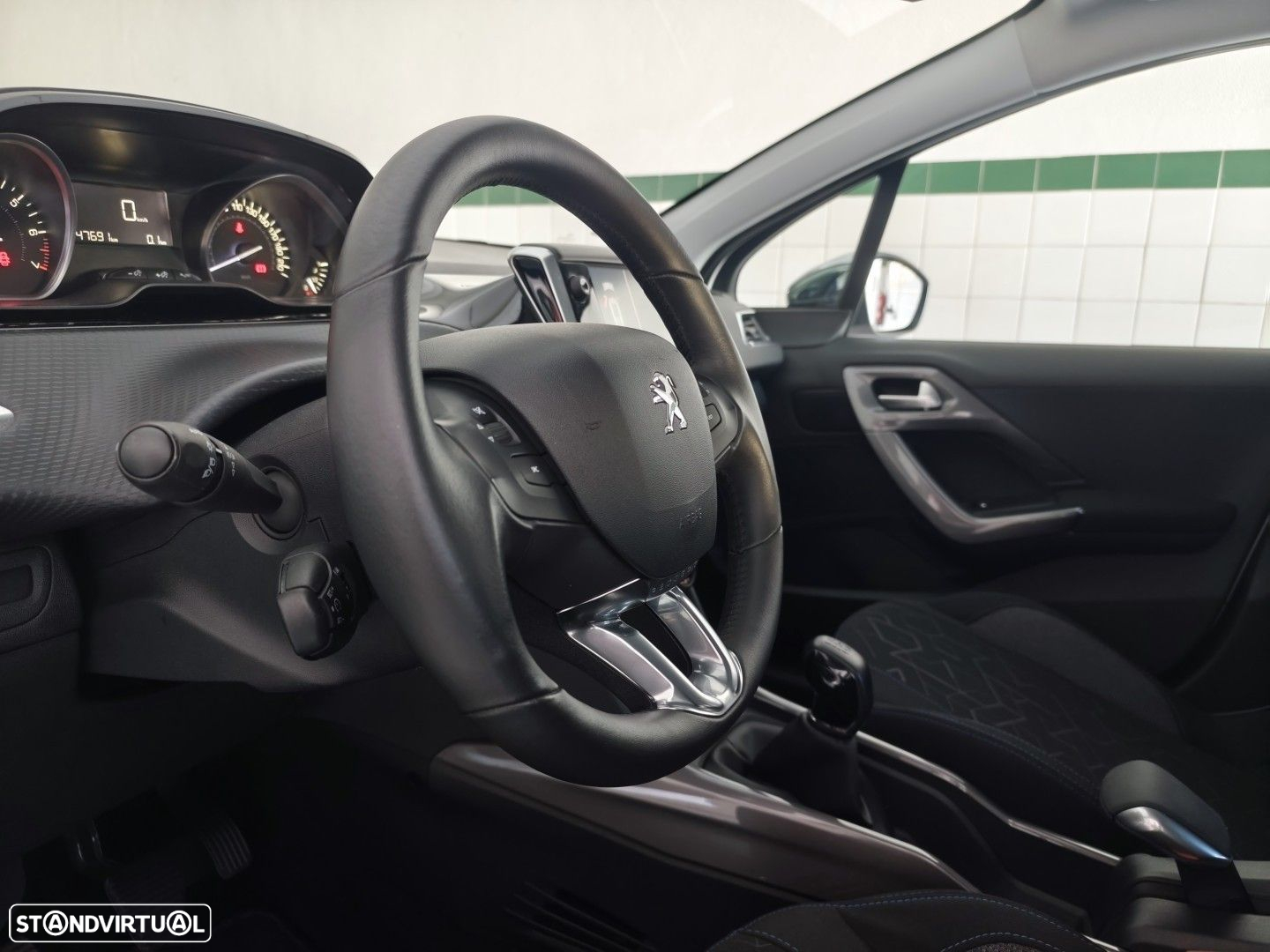 Peugeot 2008 1.2 PureTech Style - 18