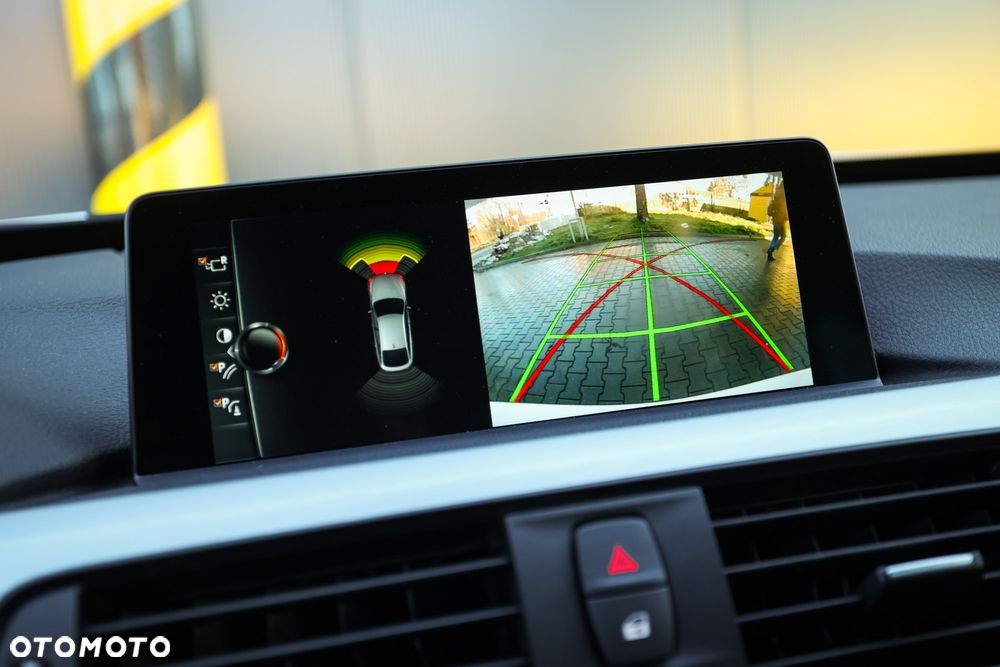 BMW Seria 3 330i M Sport Shadow sport - 33