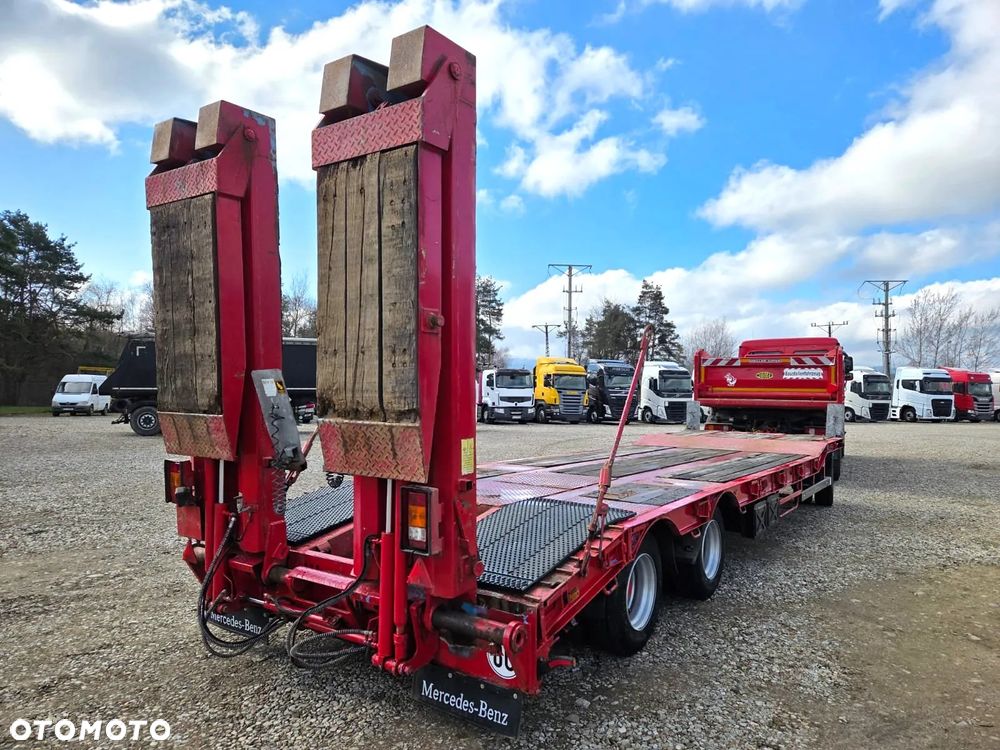 Renders NISKOPODWOZIOWA / HYDRAULICZNE NAJAZDY / OPONY 80%