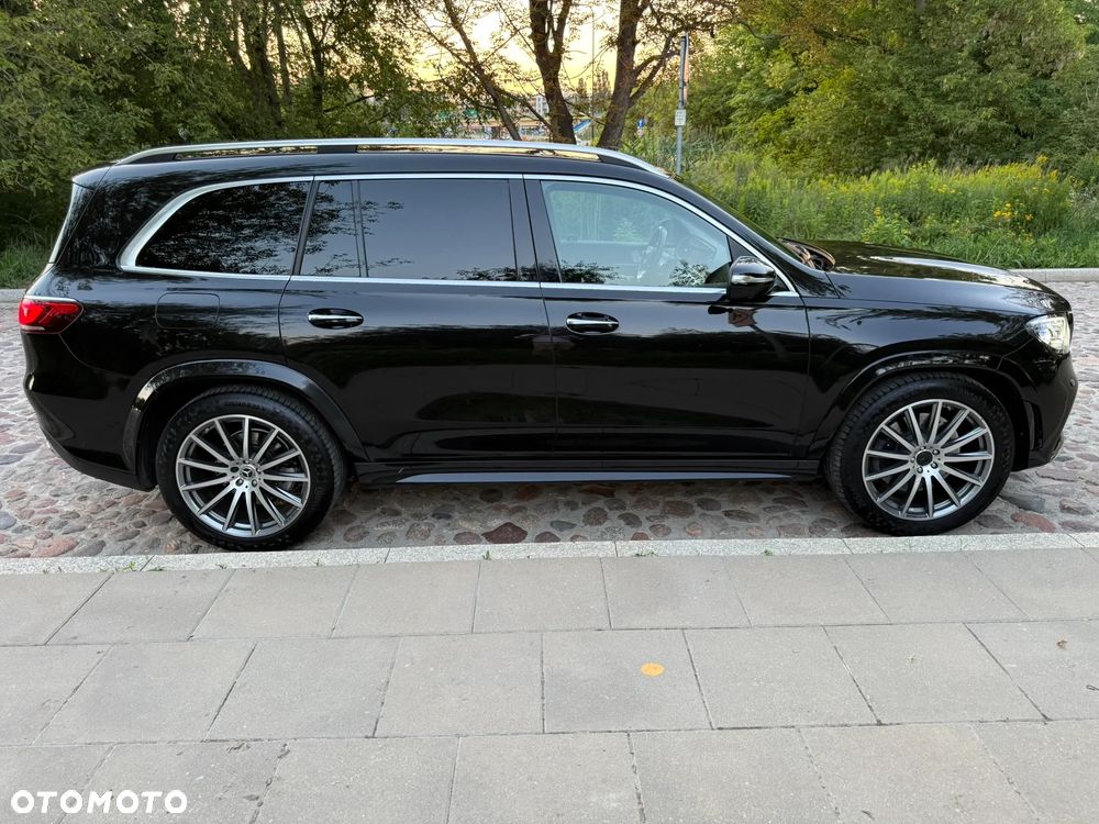 Mercedes-Benz GLS - 23