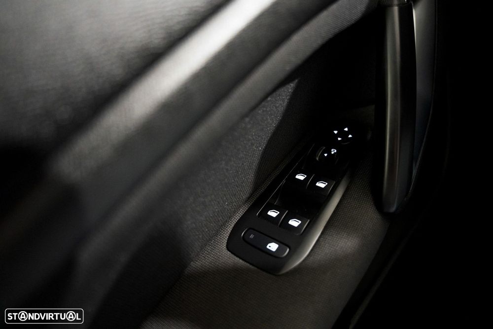 Peugeot 308 SW 1.2 PureTech Allure - 11