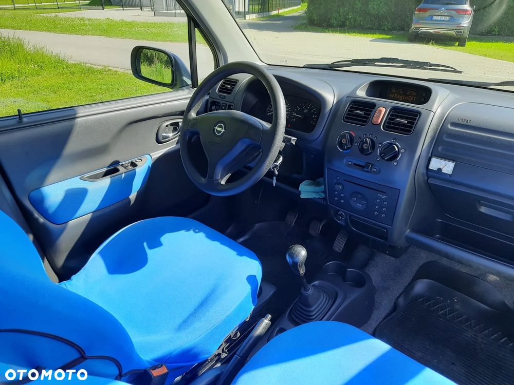 Opel Agila 1.2 Comfort AC - 10