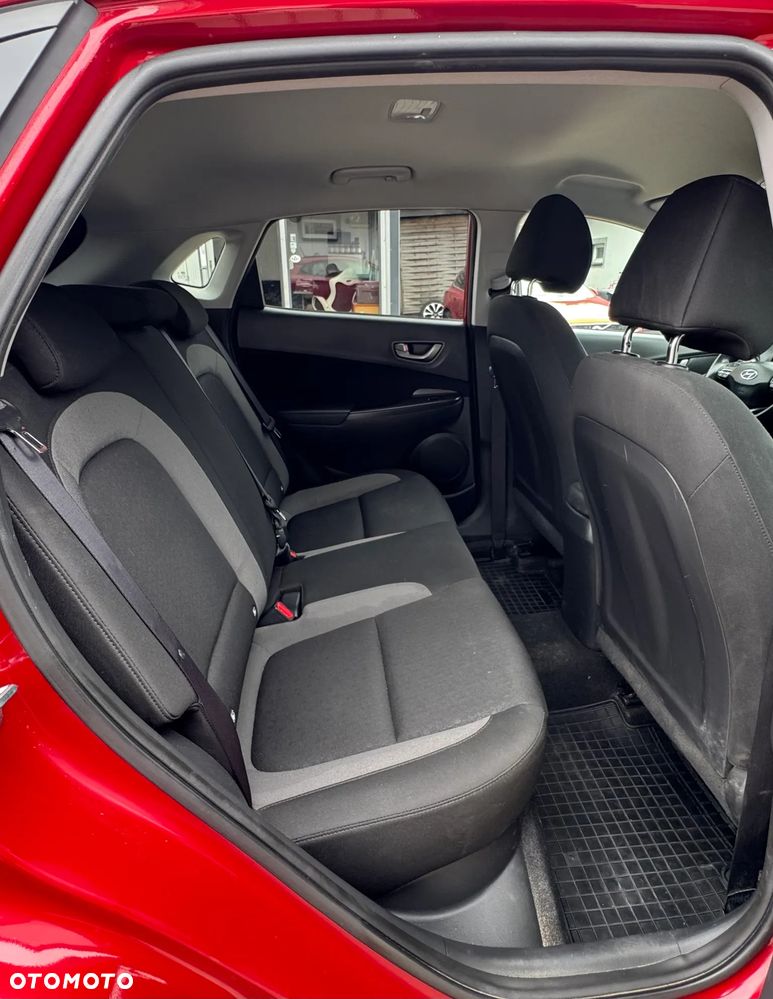 Hyundai Kona - 23