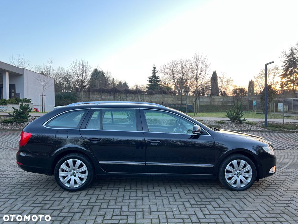 Skoda Superb 2.0 TDI Exclusive - 8