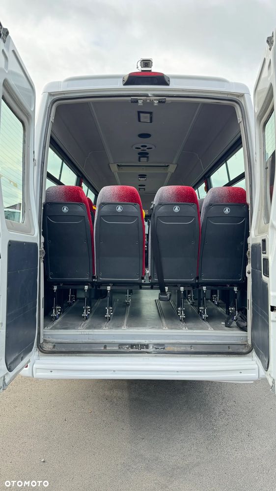 Irisbus Iveco Daily / 23 miejsca / Cena 69000 zł netto - 9
