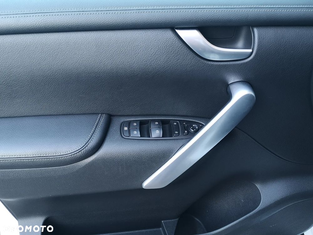 Mercedes-Benz Klasa X PROGRESSIVE - 25