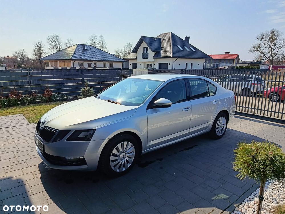 Skoda Octavia 1.6 TDI Active - 10