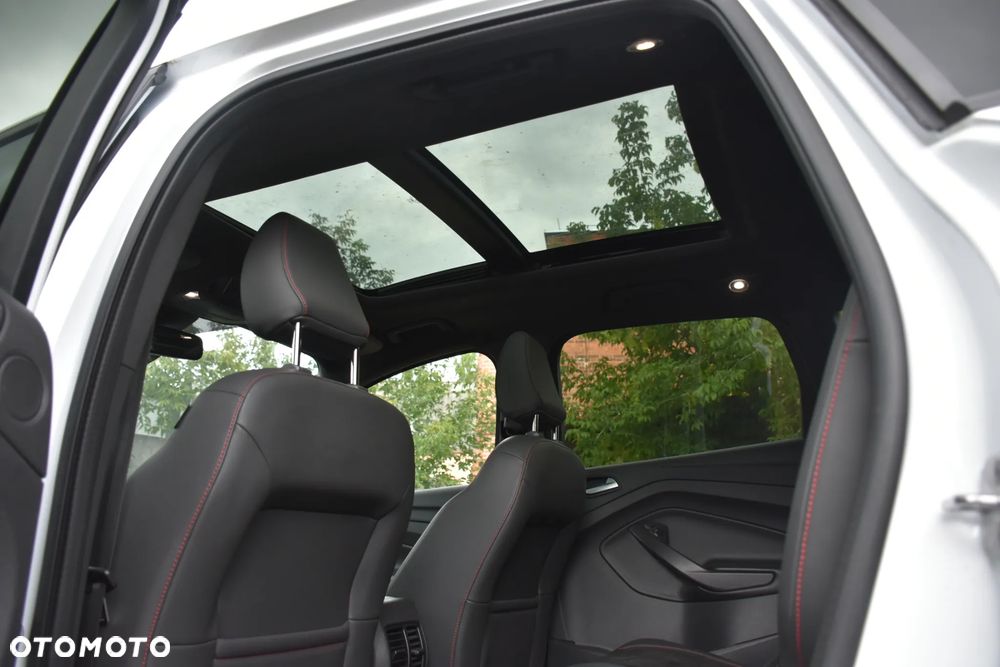 Ford Kuga 2.0 TDCi 4x4 ST-Line - 16