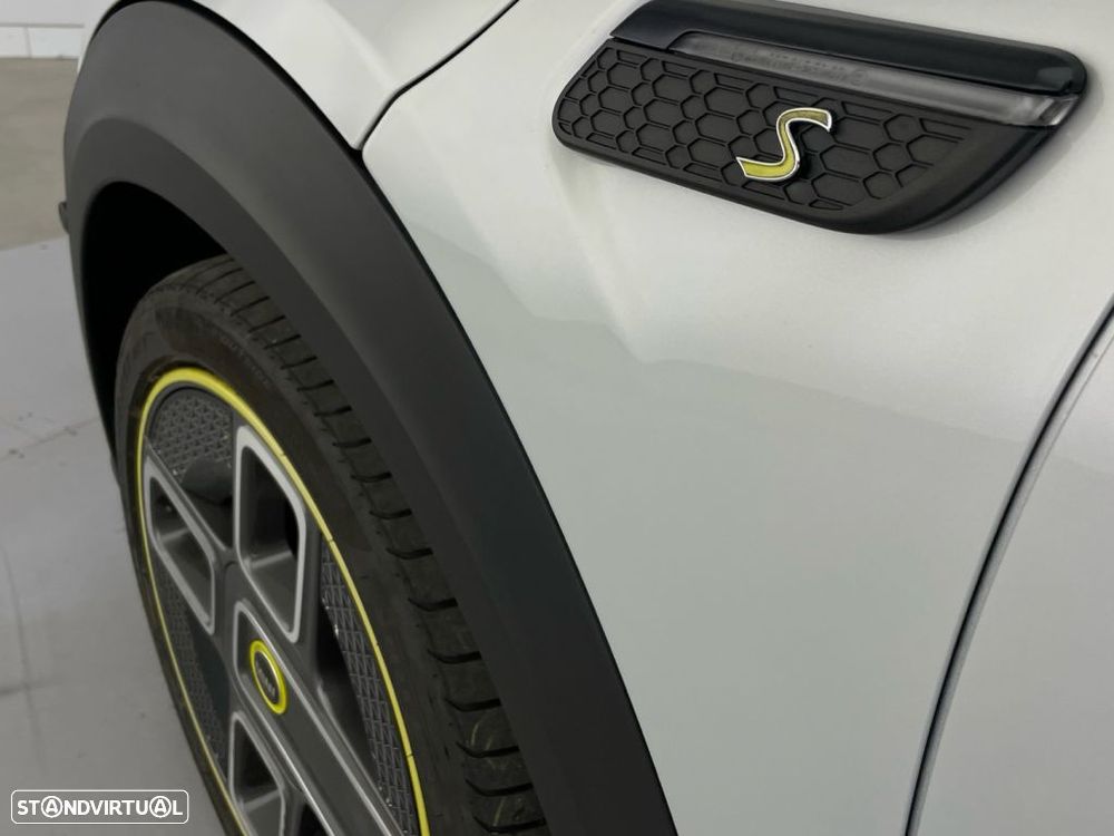 MINI 3 Portas Cooper SE Classic - 29