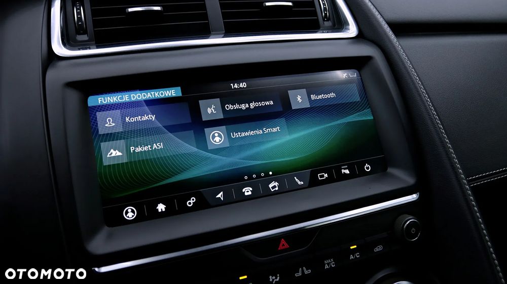 Jaguar E-Pace 2.0 i4P AWD R-Dynamic - 24