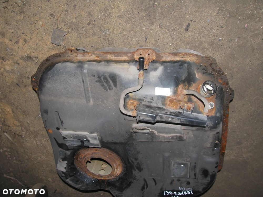 HYUNDAI I30 I 1.6CRDI ZBIORNIK PALIWA 31100-2L800 HB - 2