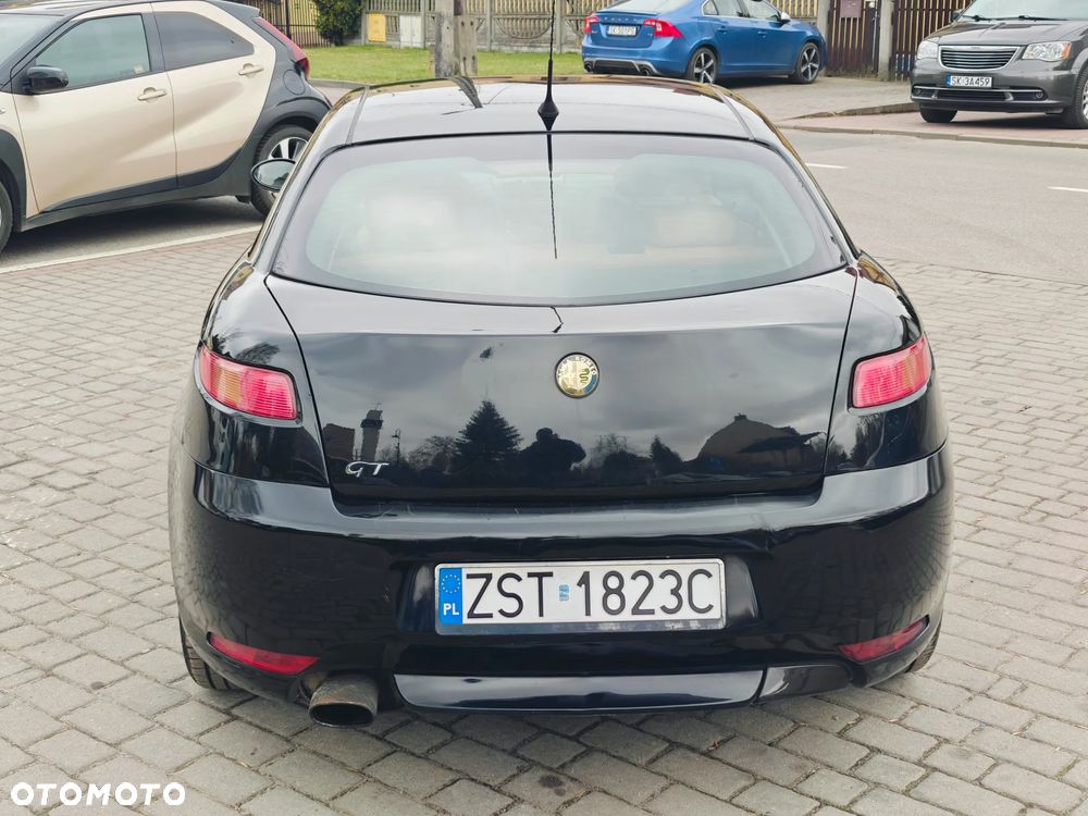 Alfa Romeo 147 1.9 JTD 16V Black Line - 15