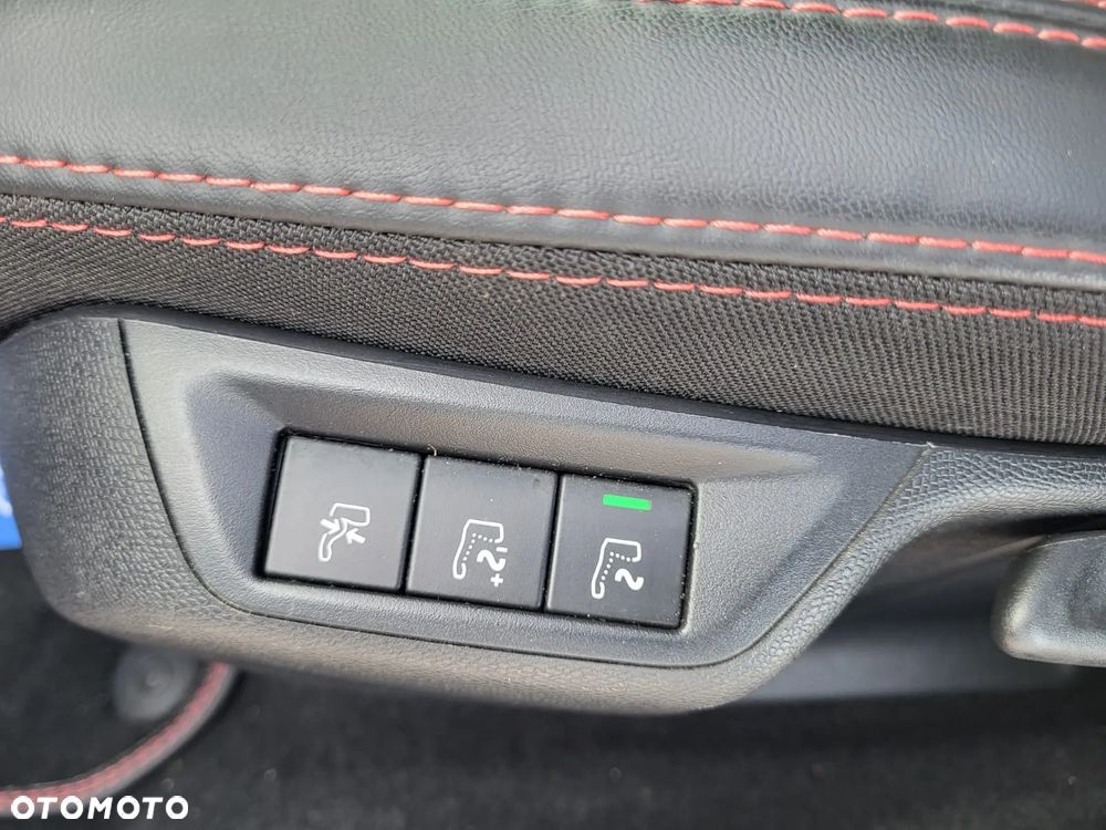 Peugeot 308 GTi by Sport - 20