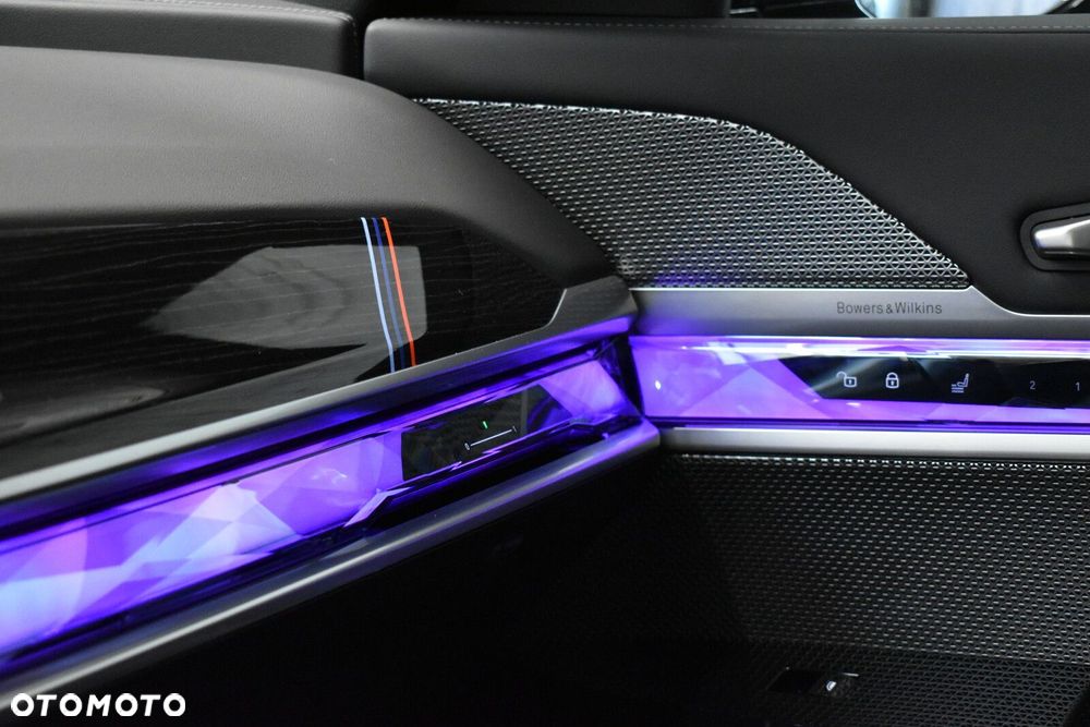 BMW Seria 7 - 21