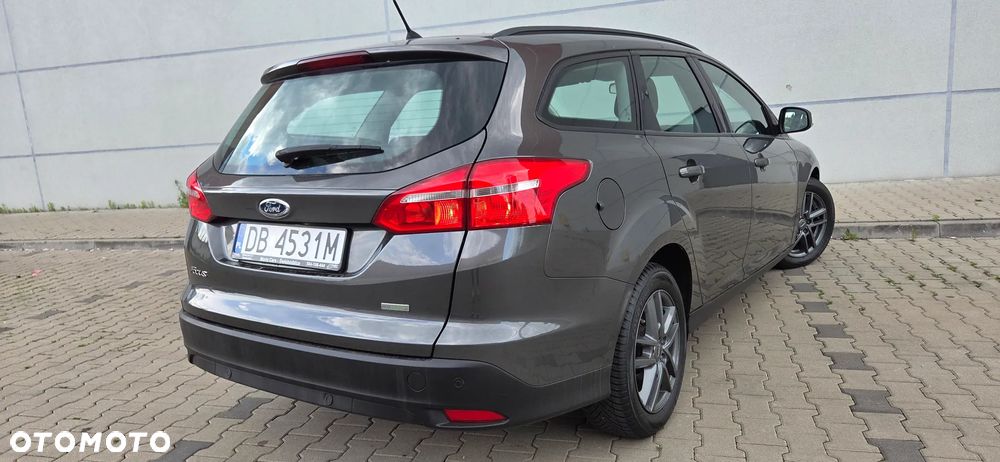 Ford Focus 1.0 EcoBoost Titanium - 6