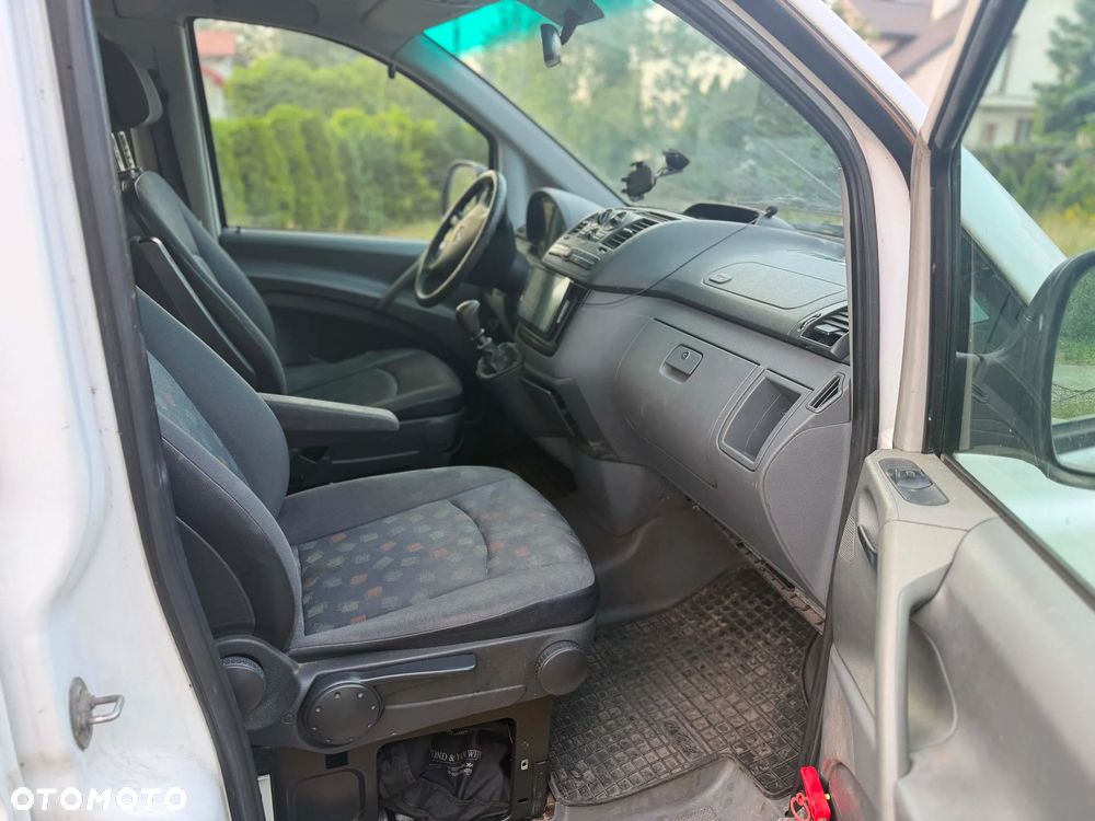 Mercedes-Benz Vito Univan 639.603 - 27