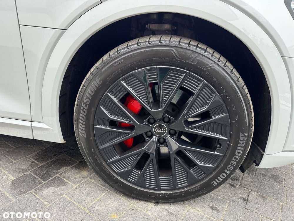 Audi Q8 e-tron 50 95kWh Quattro S Line - 9