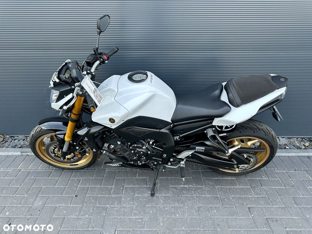 Yamaha FZ - 2