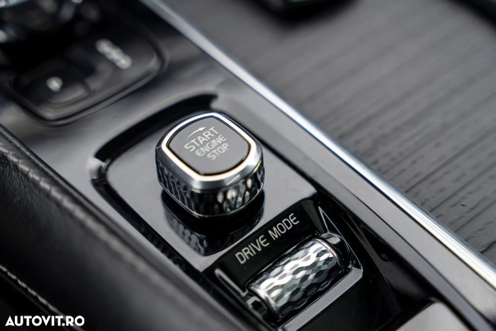 Volvo XC 90 B5 D AWD Geartronic Inscription - 29