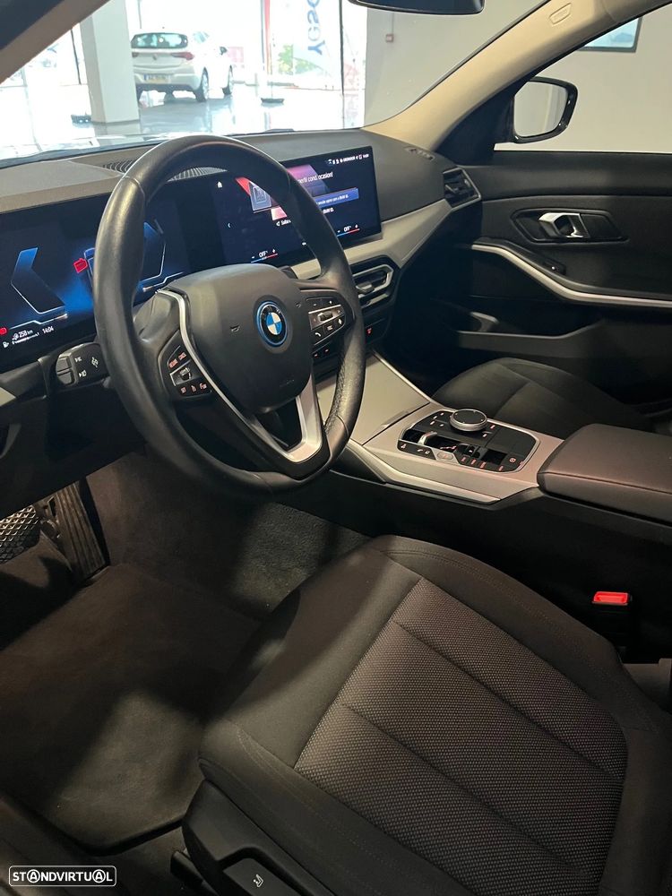 BMW 320 e Auto - 7