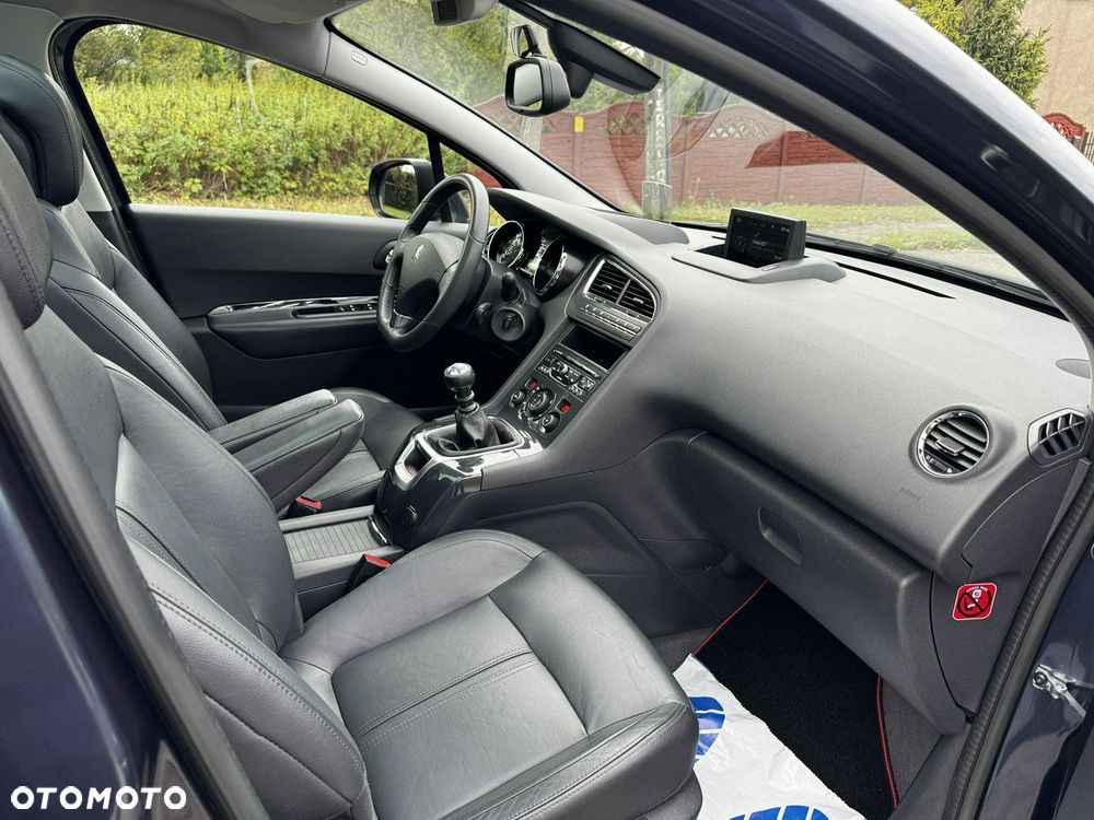 Peugeot 5008 HDI FAP 150 Premium - 14