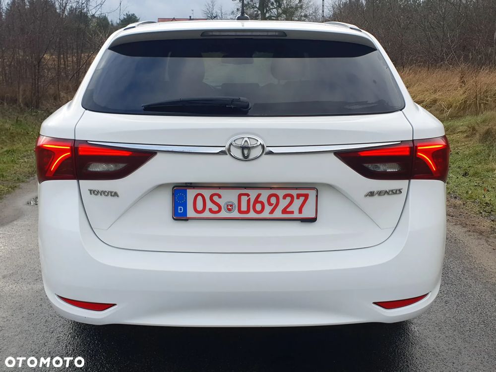 Toyota Avensis - 6