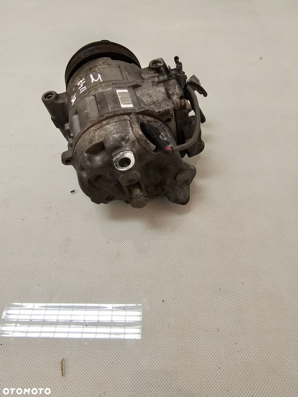 2008 BMW E87 22527010 SPRĘŻARKA KLIMATYZACJI - 5